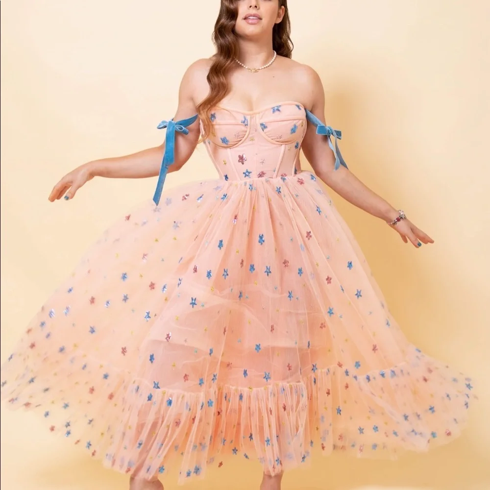 Lirika Matoshi Pink Midi Dress - Picture 8 of 16